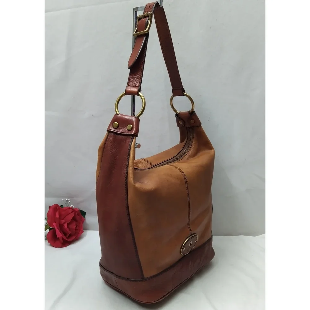 Fossil Maddox Brown Leather Zipper Closure Hobo Shoulder Bag